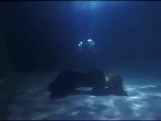 Underwater x topplista video- captive 1