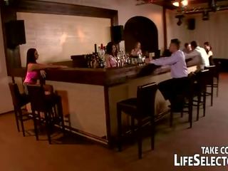 Life Selector: Waitress banged in trio and flirty client separately