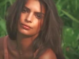 Emily ratajkowski tirón apagado challenge tremendous glorious