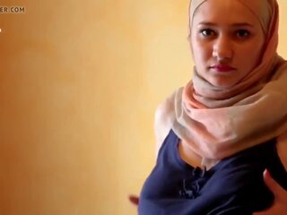 Muslim Hijab sweetheart Twerk, Free Indian HD sex film 47