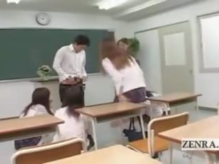 Untertitelt cfnm japanisch klassenzimmer masturbation film