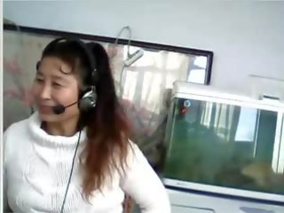 Chinees milf vids borst en slipjes