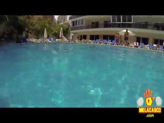Locuras sexuales pl una piscina pública primera parte