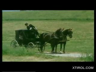 クラシック ブロンド 女性 プッシー なめ で a carriage