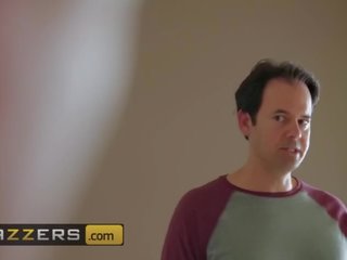 Brazzers - räpane ergutustüdruk gia derza armastab sneaky seks film taga tema isad tagasi