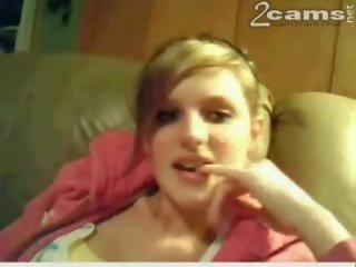 Teen on webcam fot a first time little shy but grand