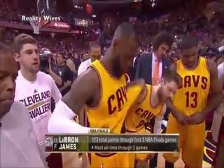 Lebron james sengaja vids cotok pada tv