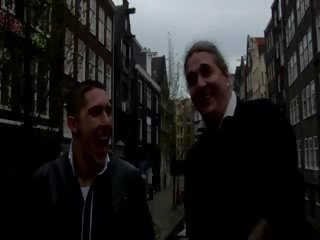 Afortunado turista consigue a recoger que llamada chica él quiere en amsterdam