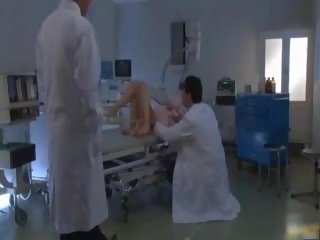 Азиатки медицинска сестра има мръсен клипс в на болница part3