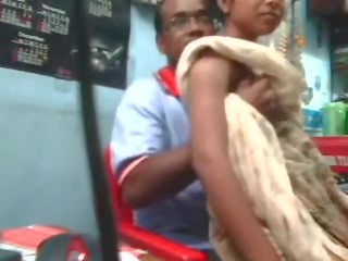 Warga india desi lassie fucked oleh jiran pakcik dalam kedai